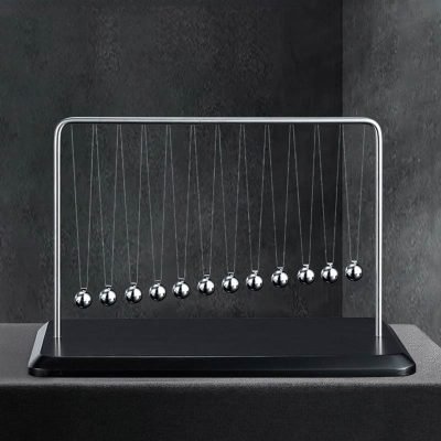 Large Newton's Cradle