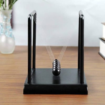 Pendule de Newton Noir - Objet Scientifique - Science Labs