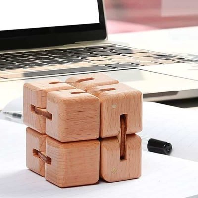 Cube Infini Bois - Objet Anti Stress - Science Labs