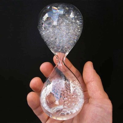 Sablier avec de l'Eau - Objet Scientifique - Science Labs