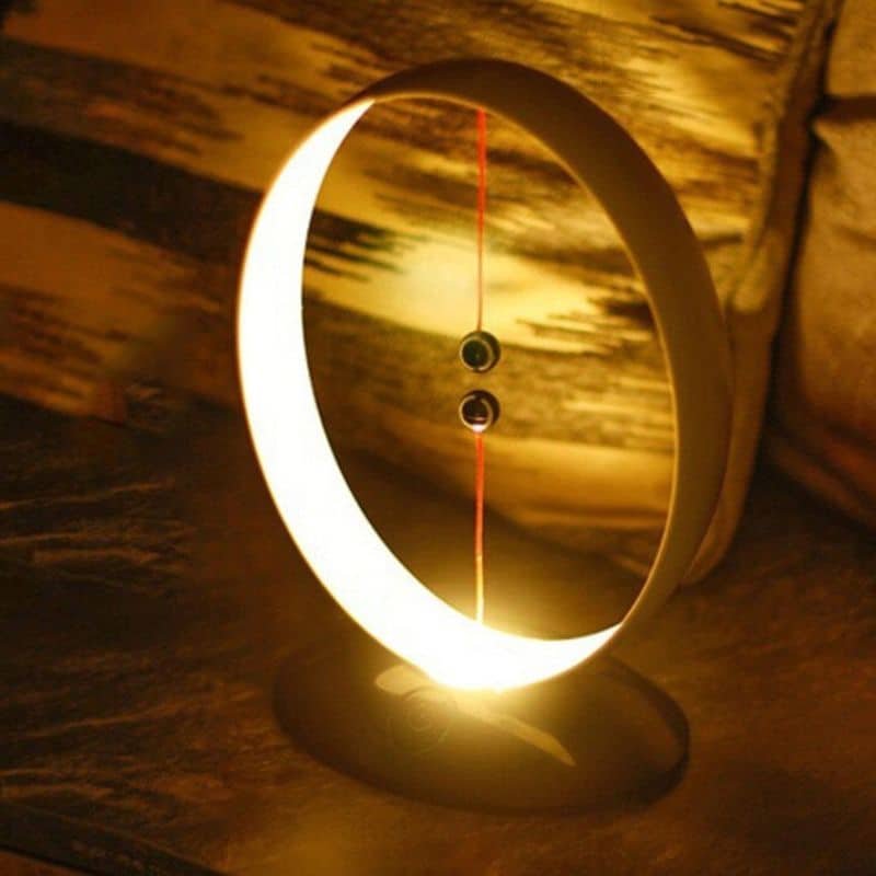 Heng Balance Ellipse Lamp