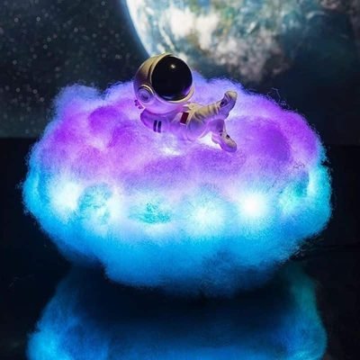 Astronaut Cloud Lamp