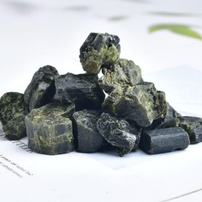 Pierre Tourmaline Verte - Pierres et Minéraux - Science Labs