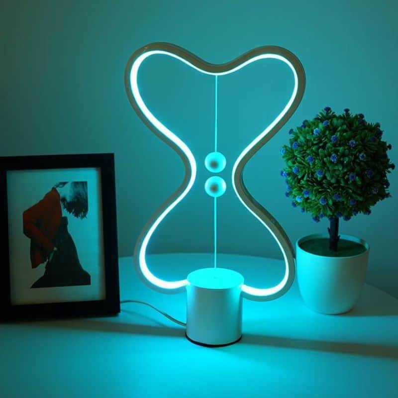 Design Magnetic Lamp