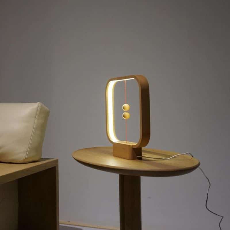 Heng Magnetic Lamp